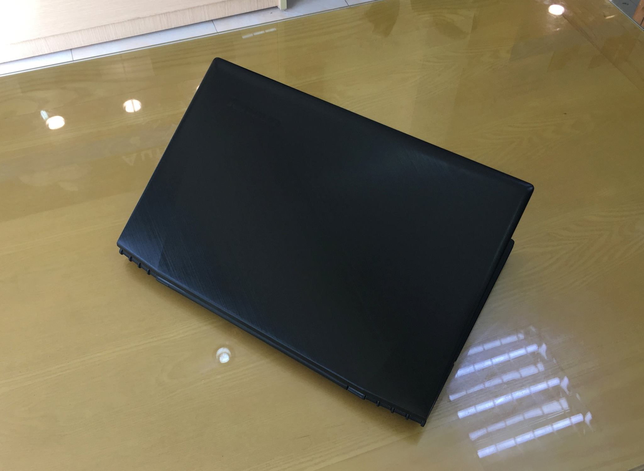 Laptop Lenovo Gaming Y5070-7.jpg